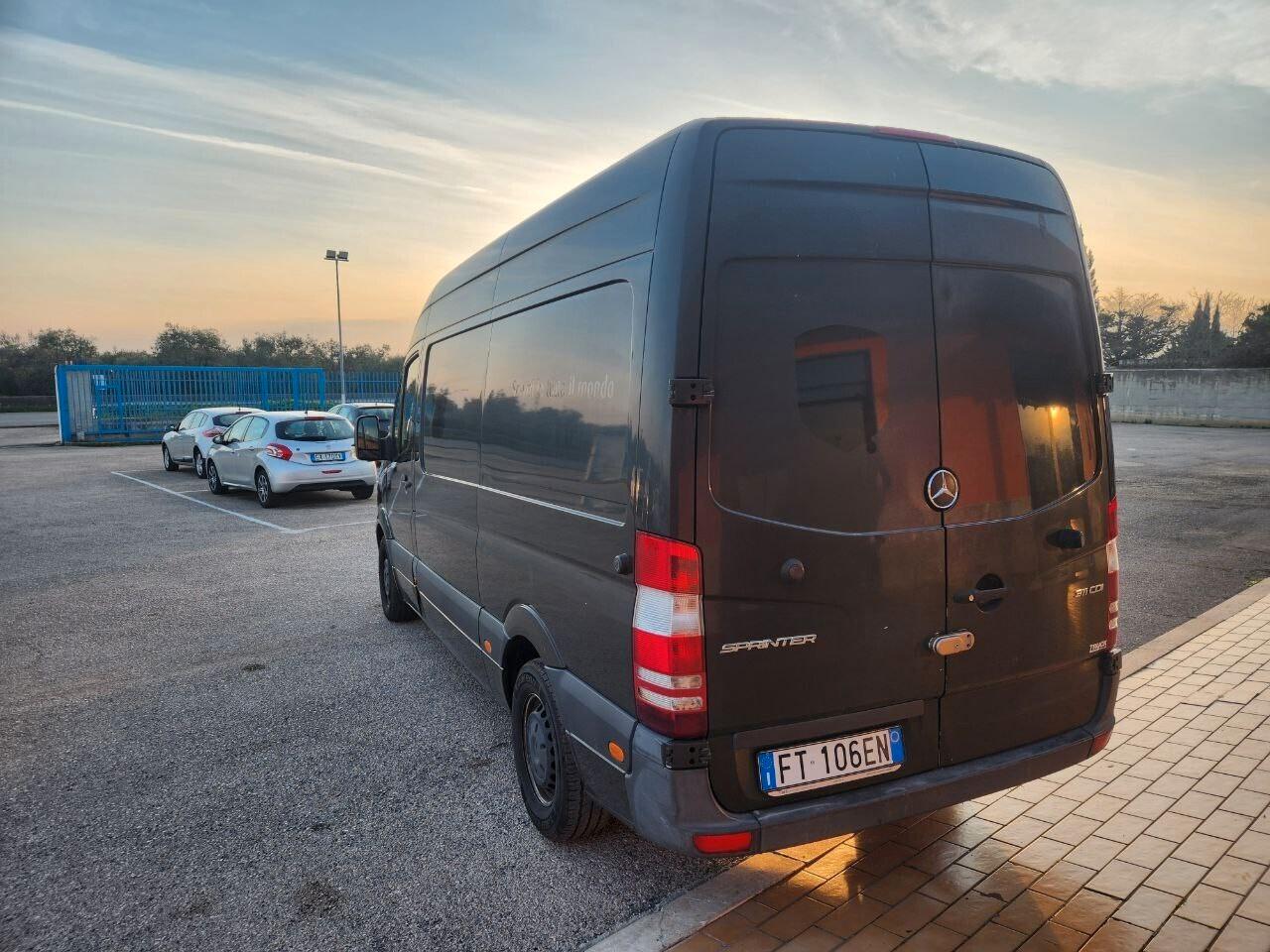 Mercedes-benz Sprinter 311 CDI Executive SOLO 130KM CON ATTREZZATURA
