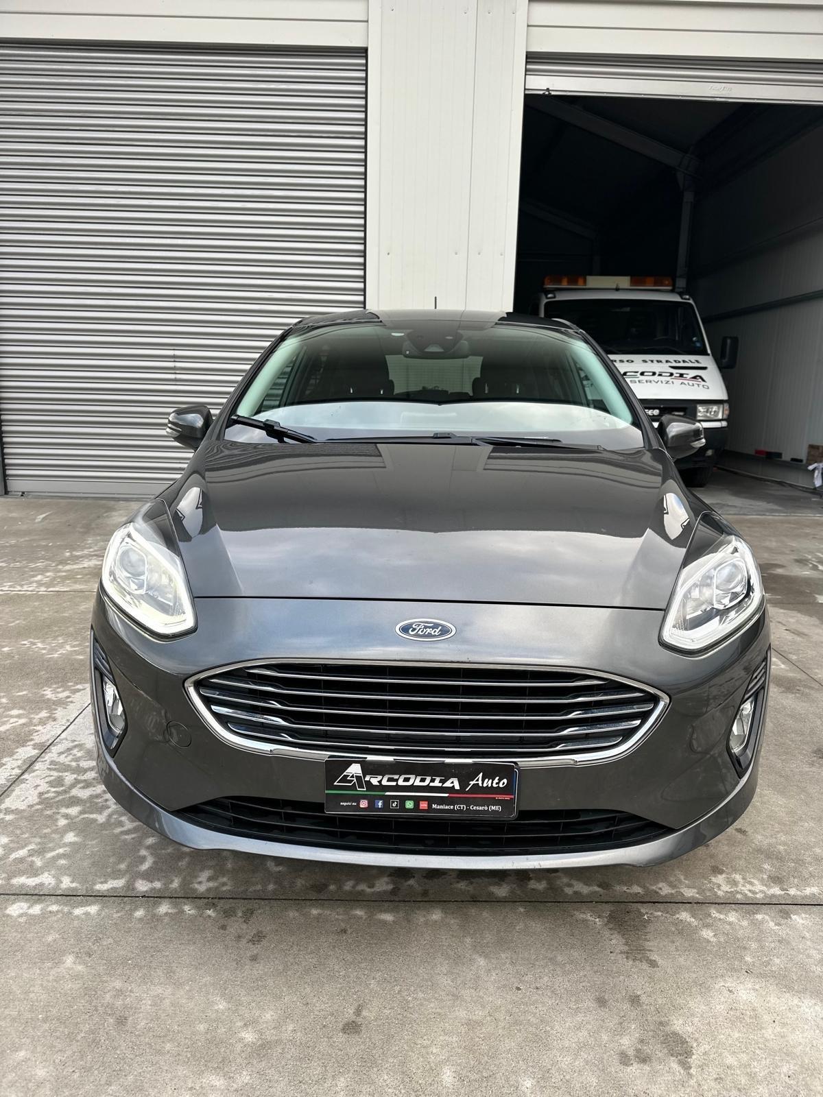 Ford Fiesta 1.5 EcoBlue 5 porte Vignale