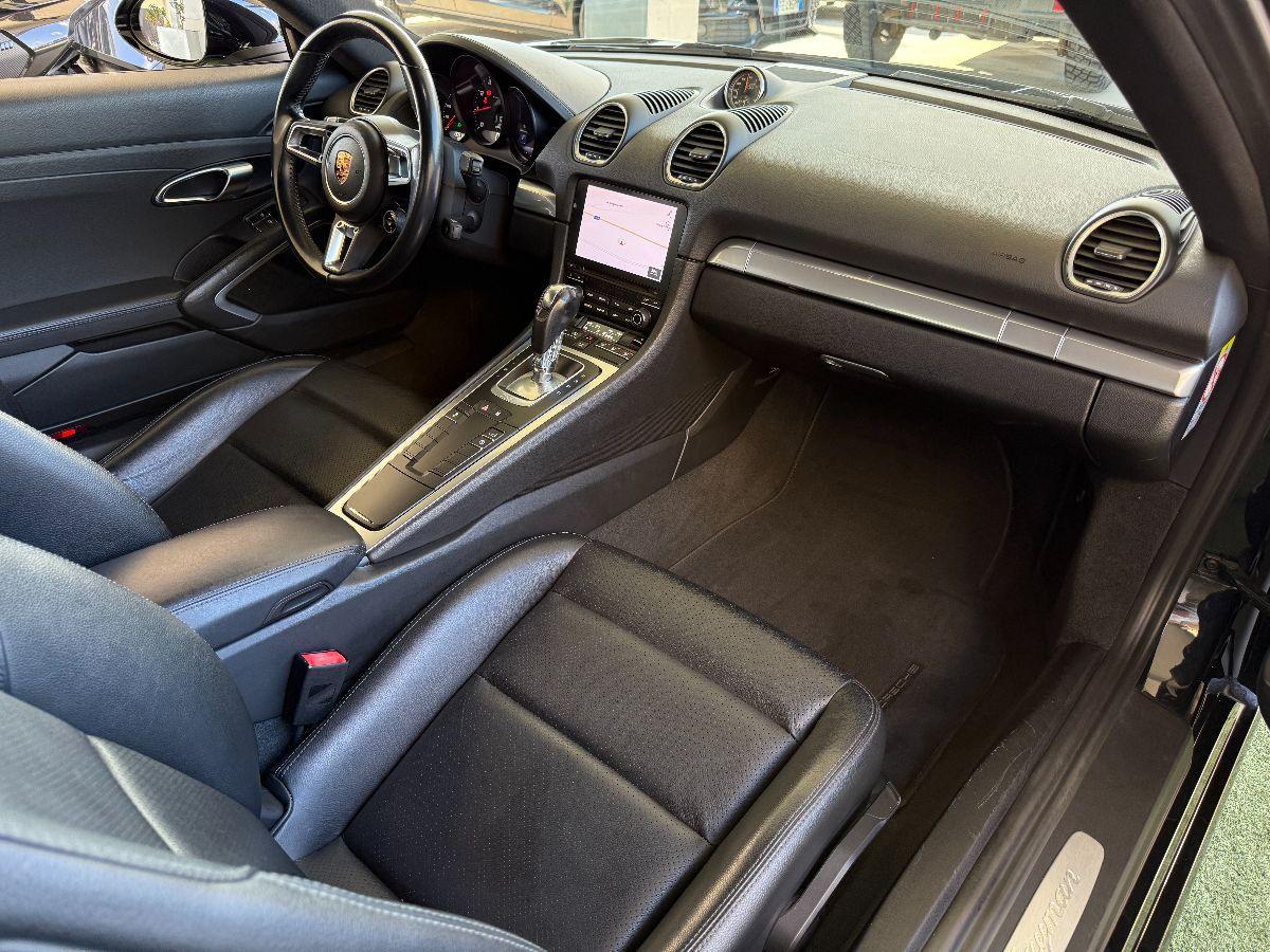 PORSCHE - 718 cayman -