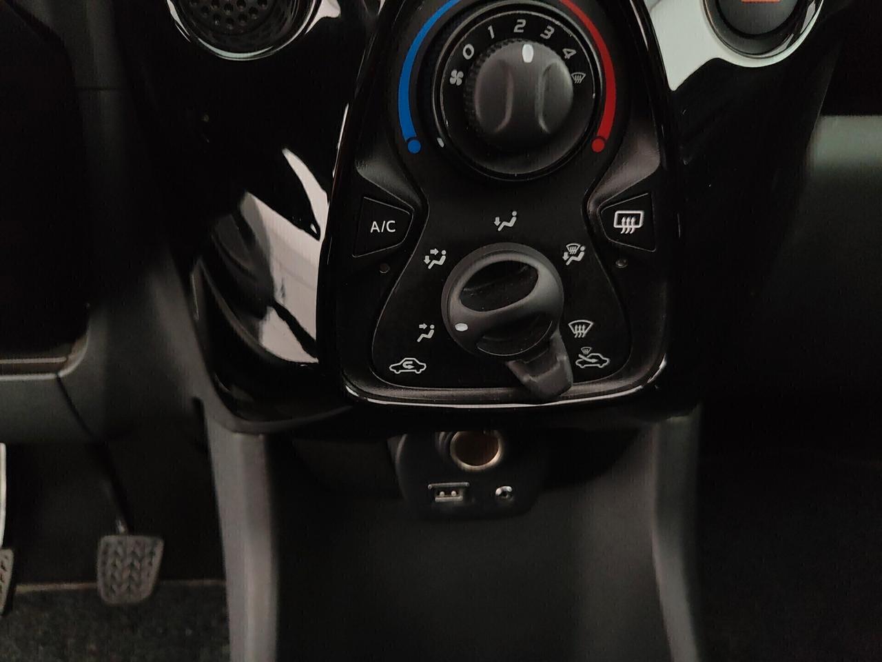 Citroen C1 Airscape VTi 72 S&S 5 porte Shine