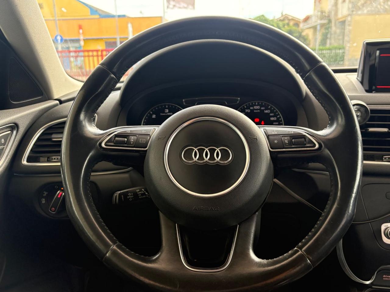 Audi Q3 S Line Edition 2.0 TDI #12042