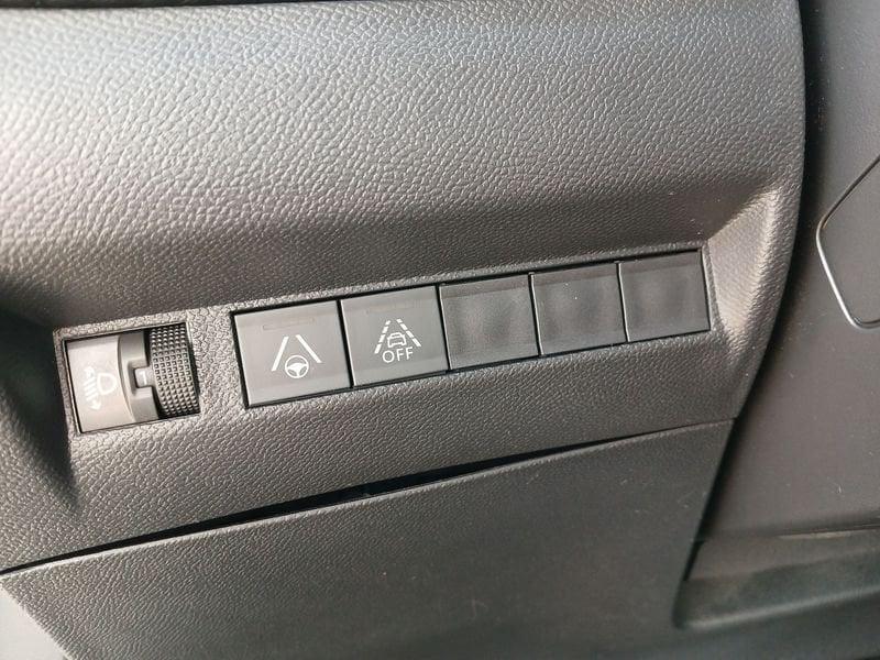 Peugeot 2008 motore elettrico 136 CV Allure