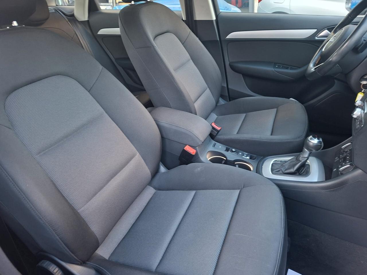 Audi Q3 2.0 TDI 150 CV S tronic * Navi * Garantita 12 Mesi