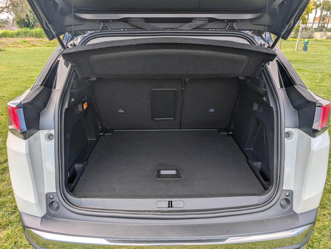 Peugeot 3008 BlueHDi 130 S&S EAT8 Allure