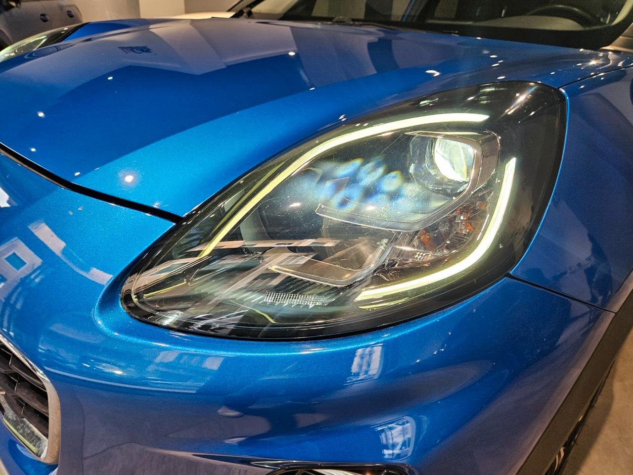 Ford Puma 1.0 EcoBoost Hybrid 125 CV S&S Titanium