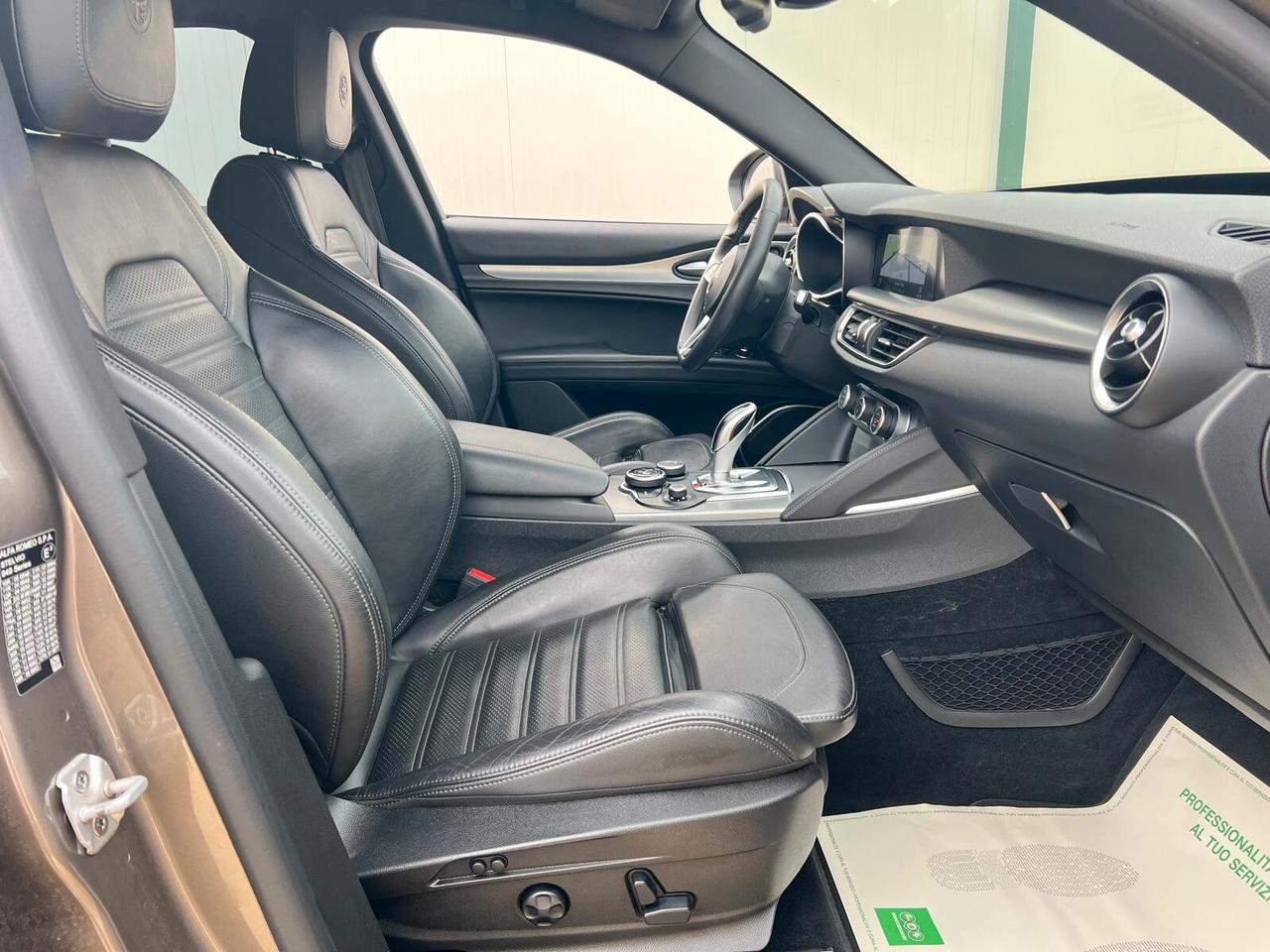 Alfa Stelvio 2.2 210 CV AT8 Q4 Super
