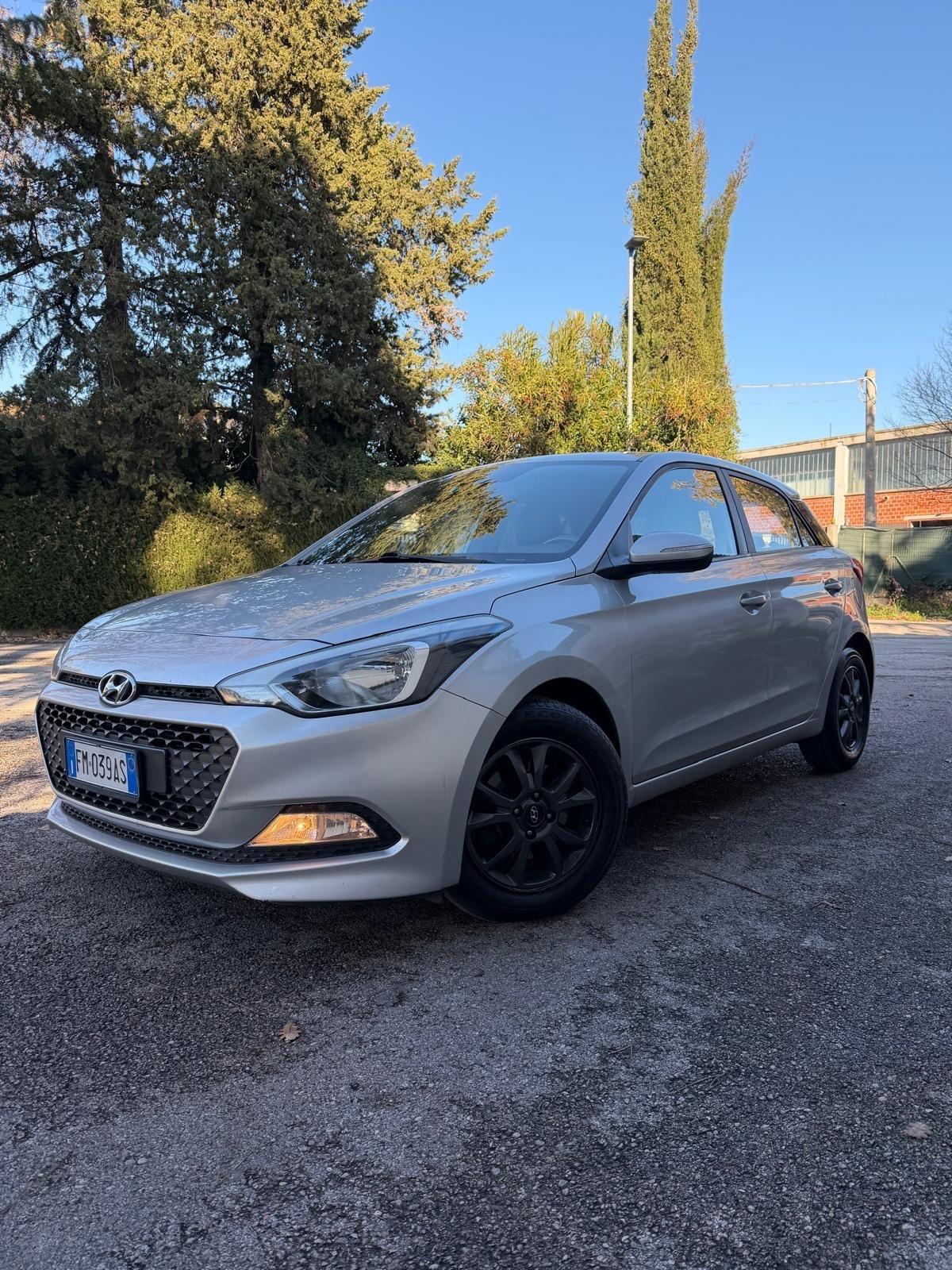 Hyundai i20 1.1 CRDi 12V 5 porte Comfort