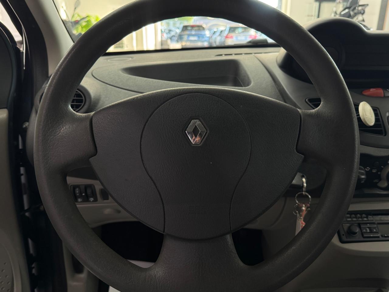 Renault Twingo 1.2 Dynamique Full Opt