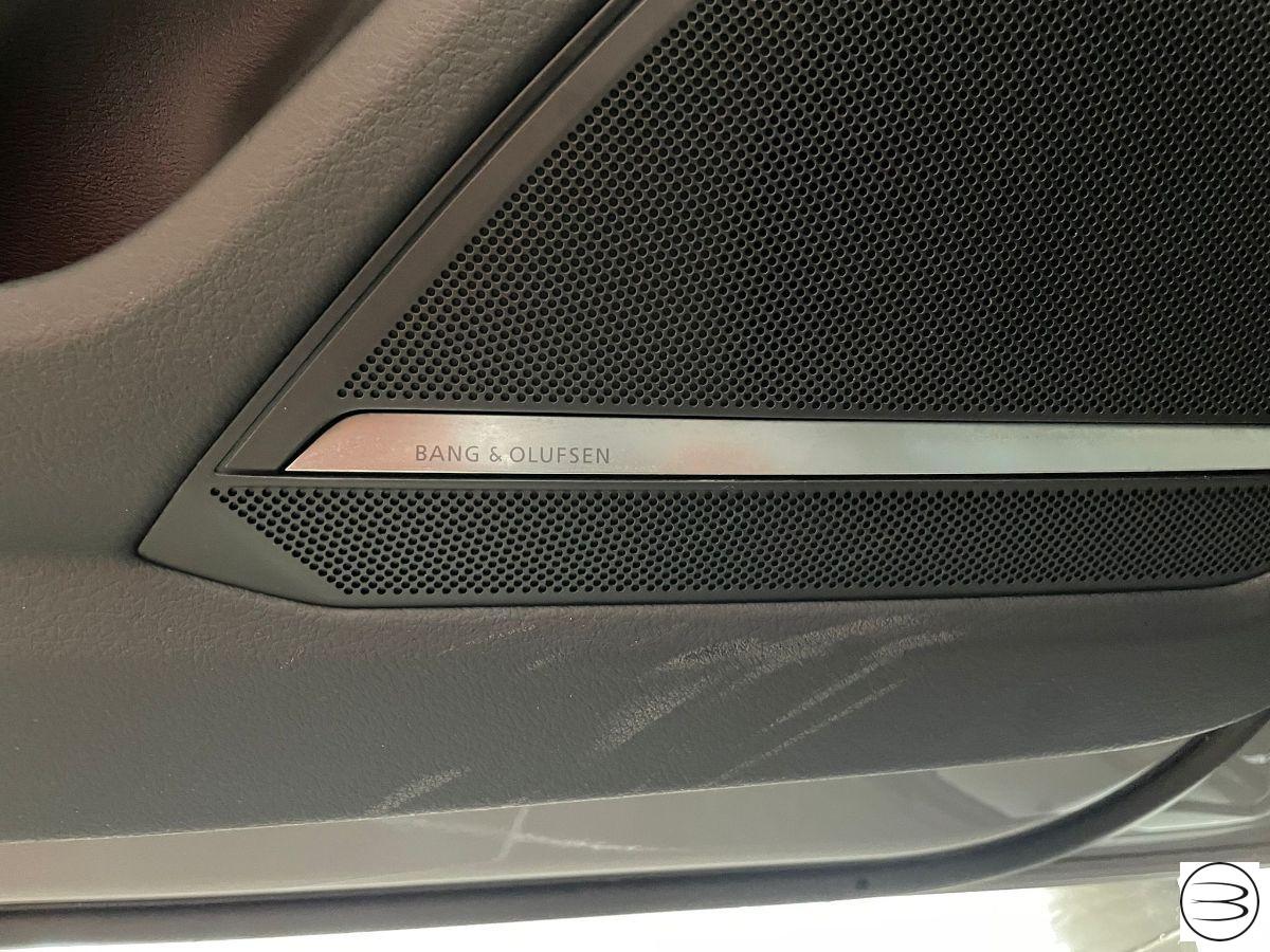 AUDI - RS6 AVANT 4.0TFSI DYNAMIC PLUS 600cv