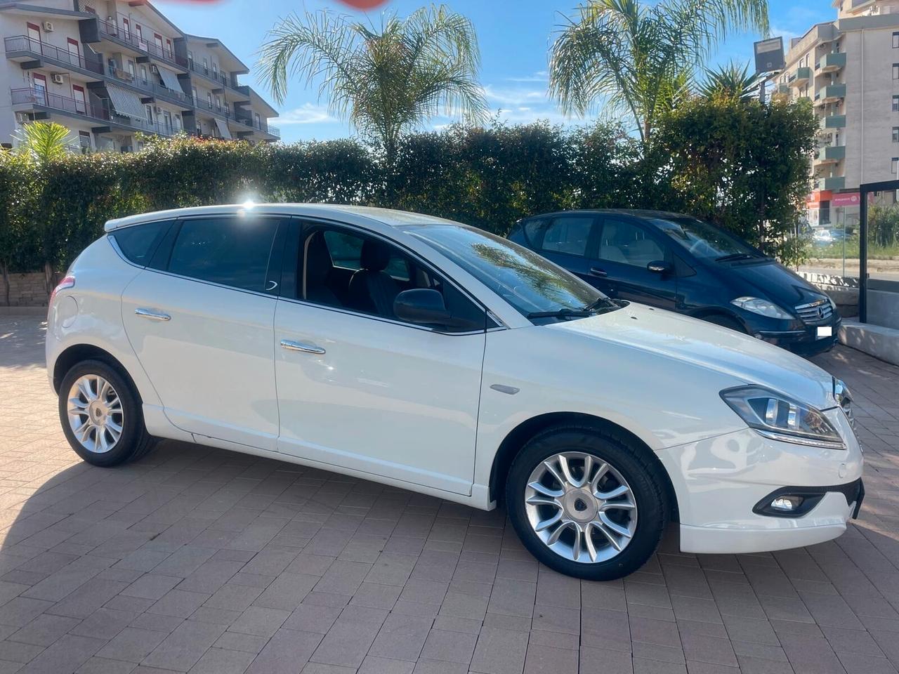 Lancia Delta 1.6"Finanziabile Senza Busta Paga"