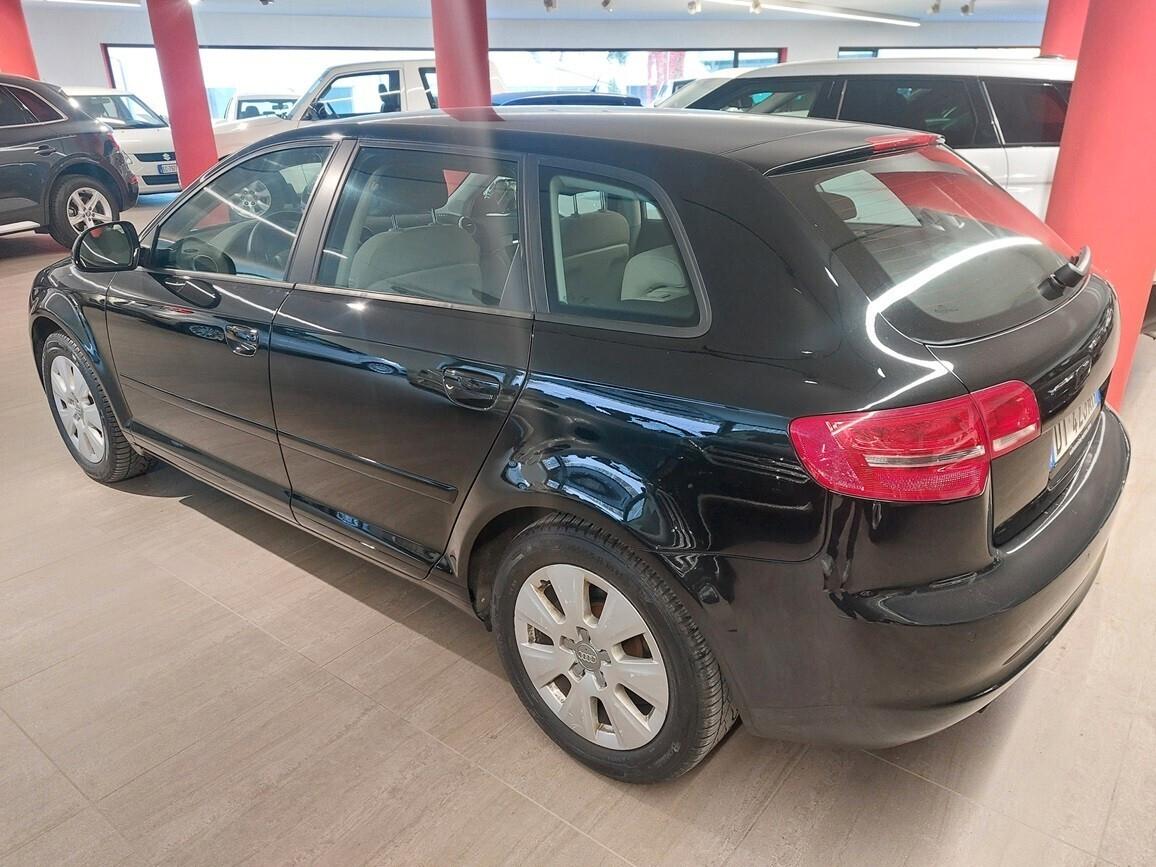 Audi A3 1.6 SPB Ambition 102 CV