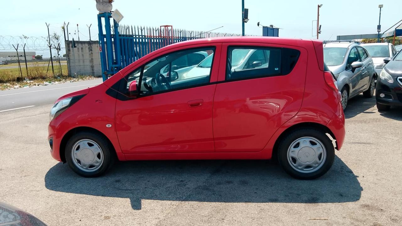 Chevrolet Spark 1.0 benzina neo patentati
