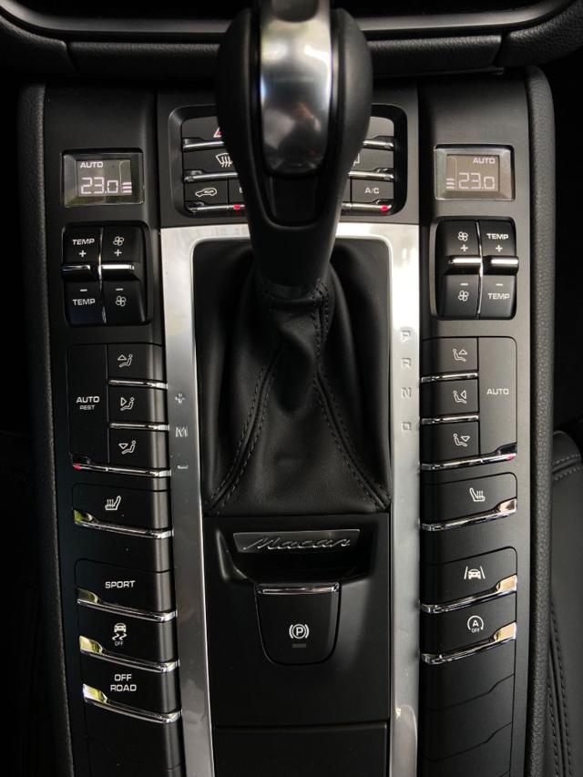 PORSCHE Macan 2.0 Pano Bose Scarichi No Superbollo