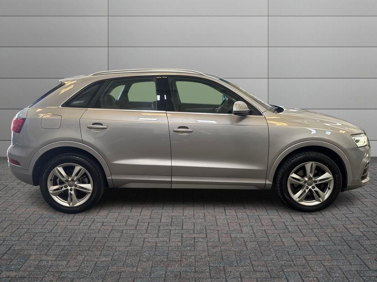 AUDI Q3 I - Q3 2.0 tdi Sport quattro 150cv s-tronic