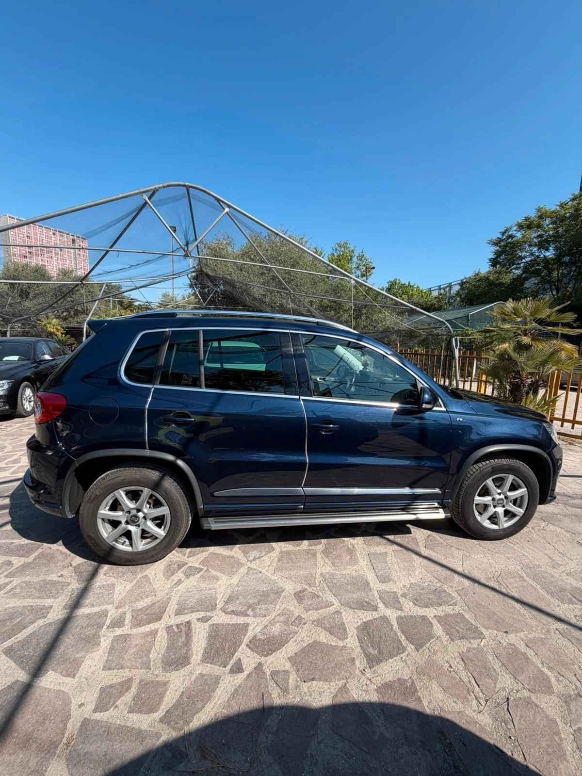Volkswagen Tiguan 2.0 TDI DPF 4MOTION DSG Sport & Style