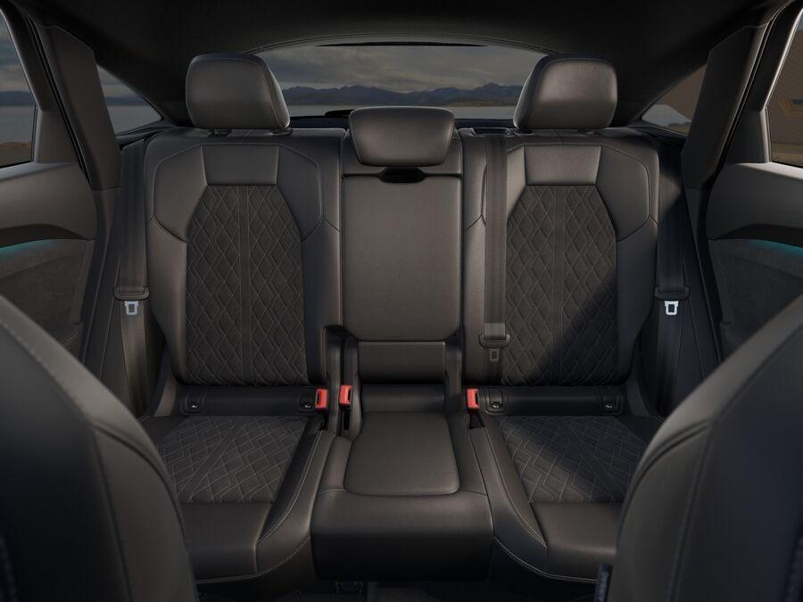 AUDI Audi Q5 Sportback S line edition e-hybrid quattro 220 kW S tronic