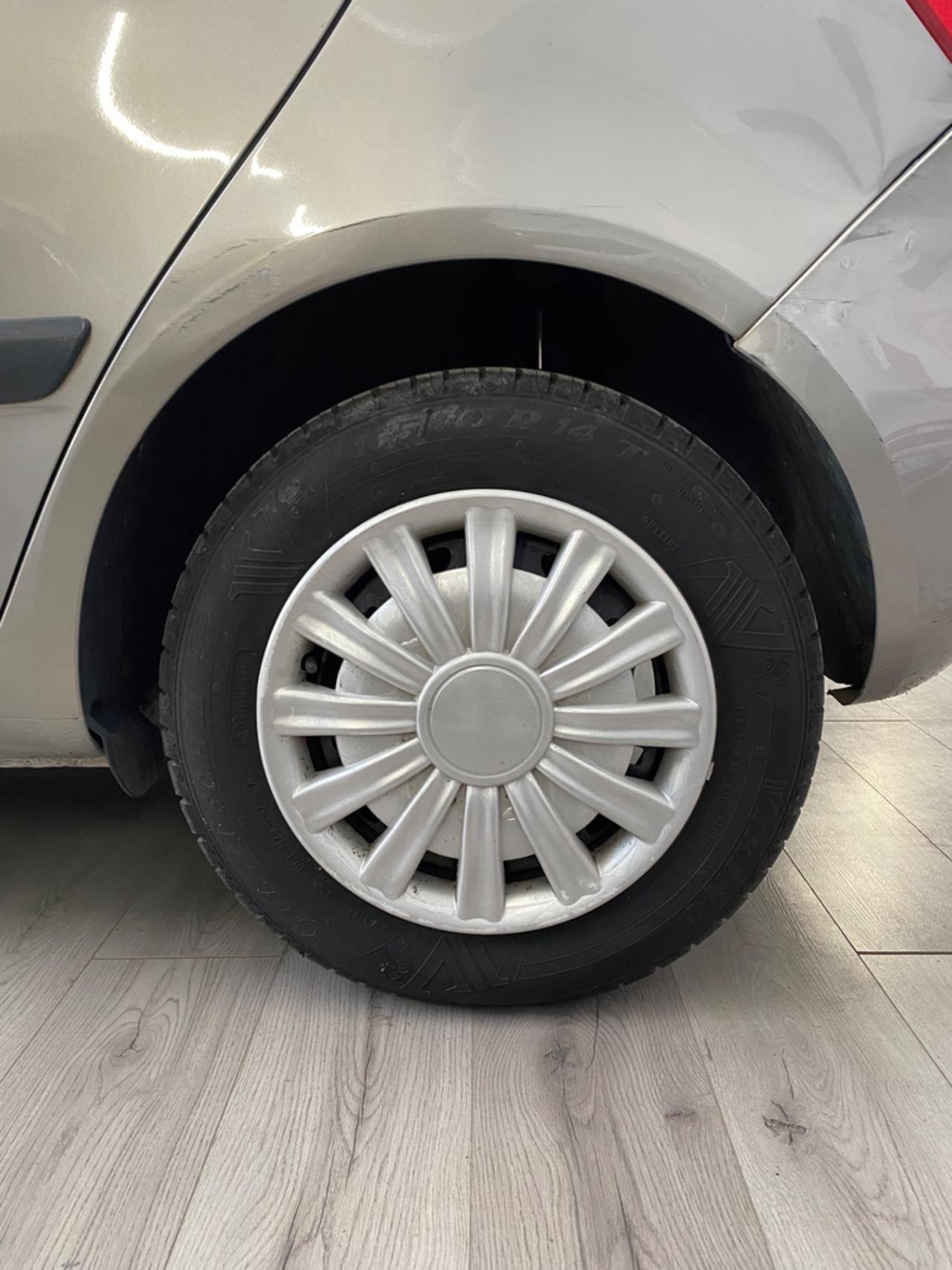 Skoda Fabia 1.2 12V 70CV 5p. Style