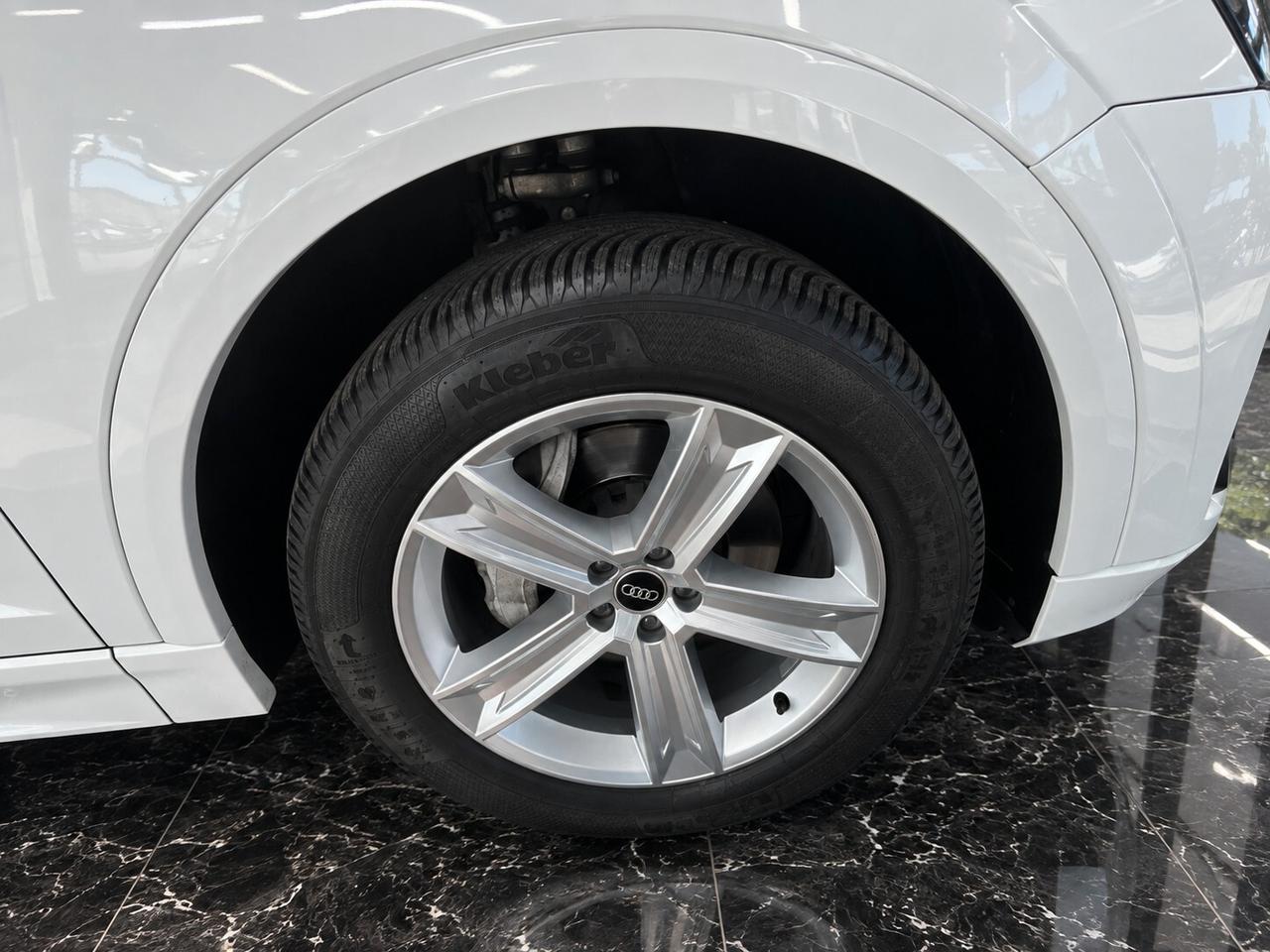 Audi Q8 50 TDI 286 CV quattro tiptronic Sport