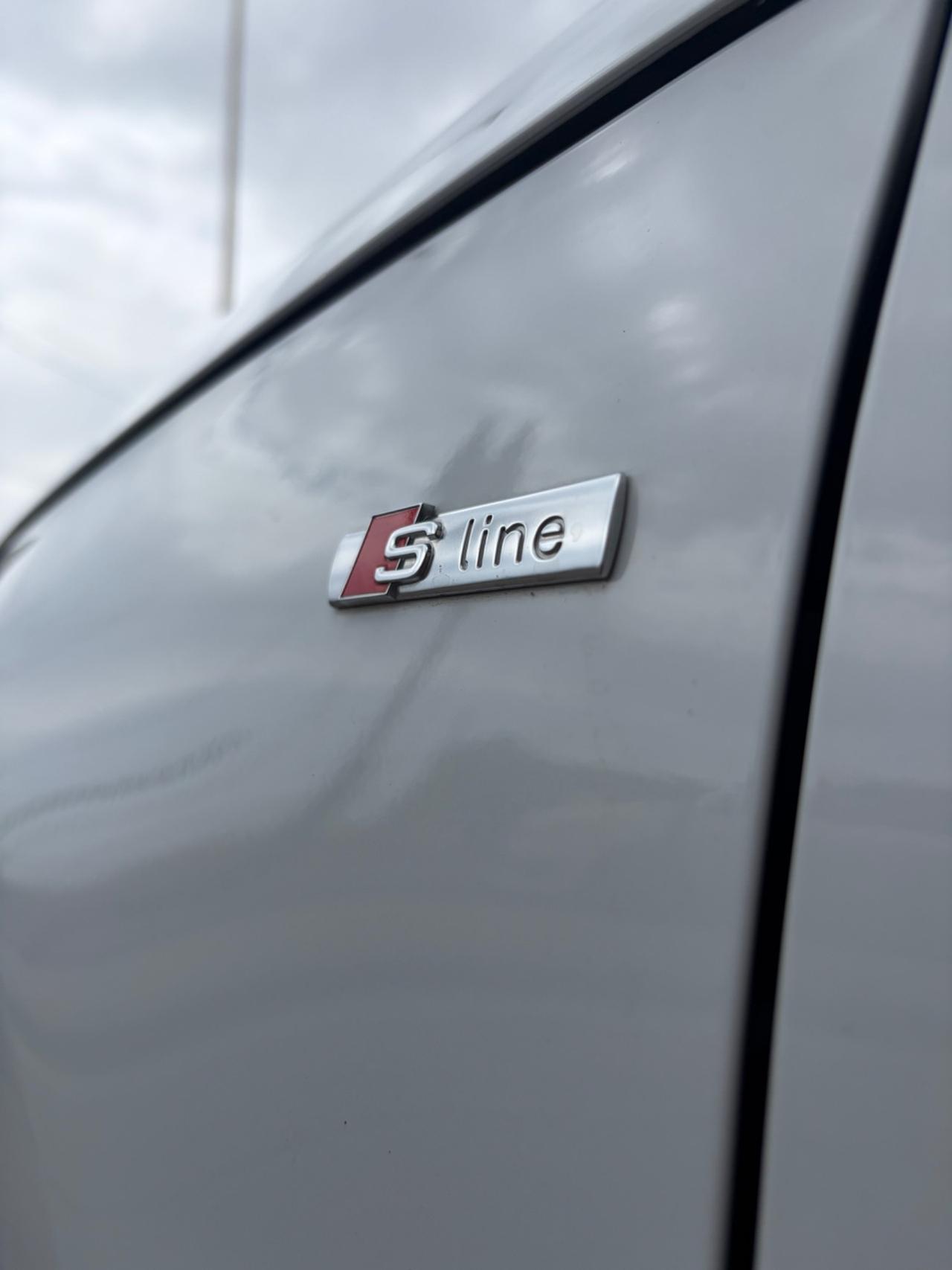 Audi A1 2.0 - 140 CV (102 KW) S-LINE