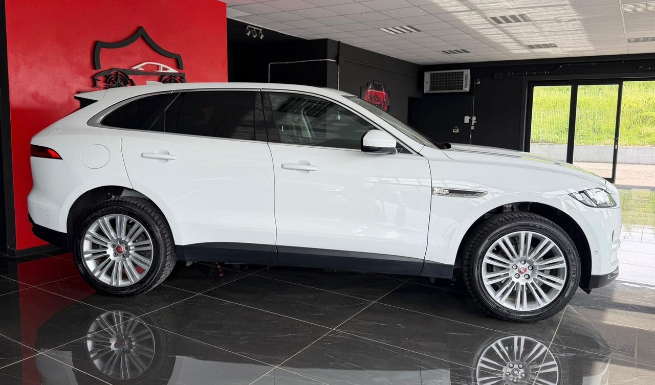 Jaguar F-Pace 2.0 D 180 CV AWD aut. Prestige