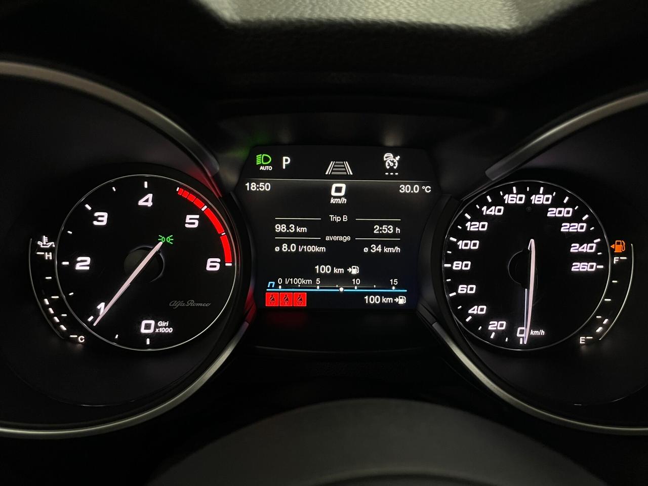 Alfa Romeo Stelvio 2.2 TD 160 CV BUSINESS AT8 NAVI 18" VETRI SCURI RETROCAMERA
