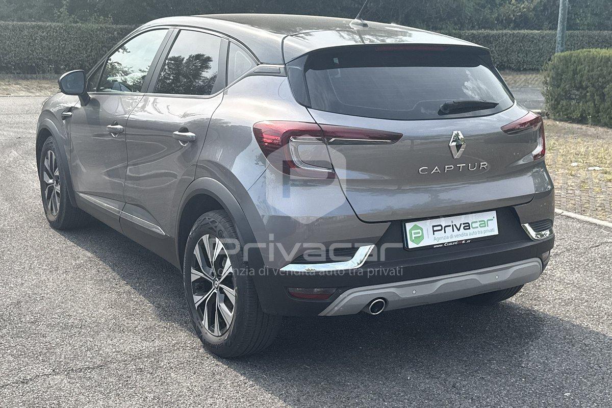 RENAULT Captur Blue dCi 115 CV EDC Intens