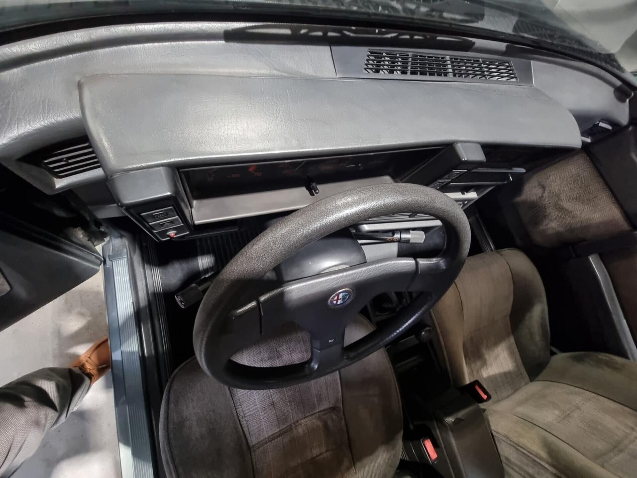 Alfa Romeo 75 2.0i TS 1a serie ASI quadro arancio