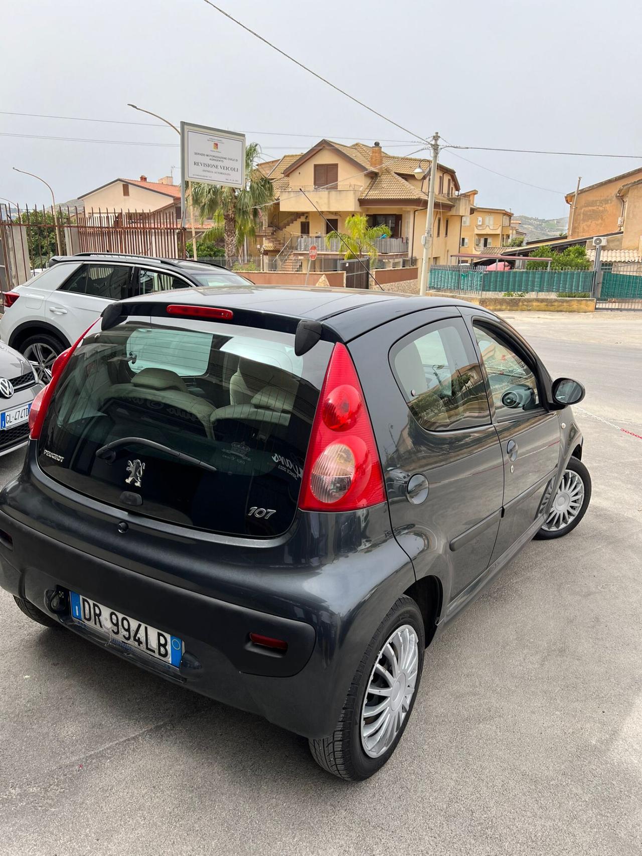 peugeot 107