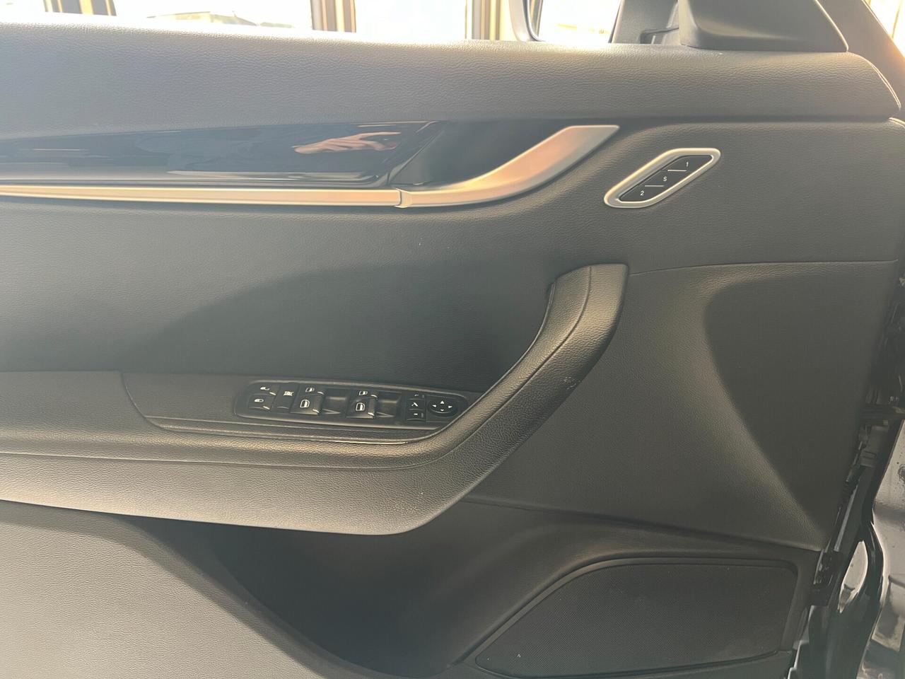 Maserati Levante V6 250CV Gransport FULL TETTO