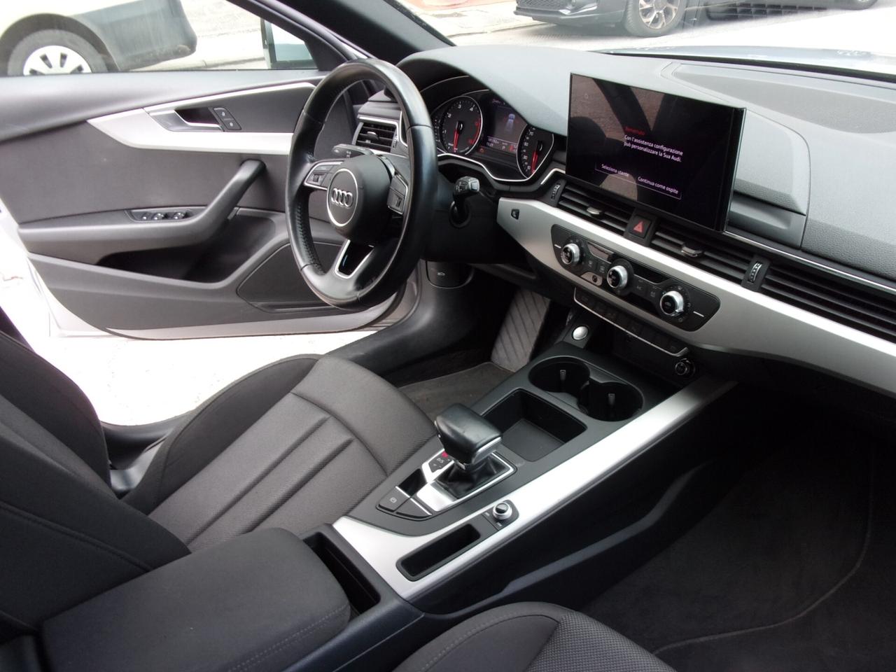 Audi A4 Avant 30 TDI/136 CV S tronic Business Advanced