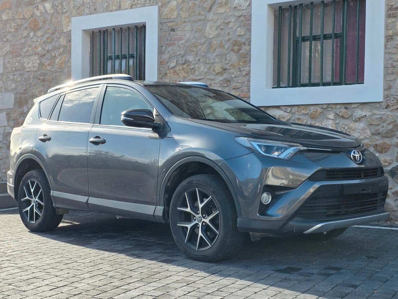 Toyota RAV 4 RAV4 2.0 D-4D 2WD Lounge