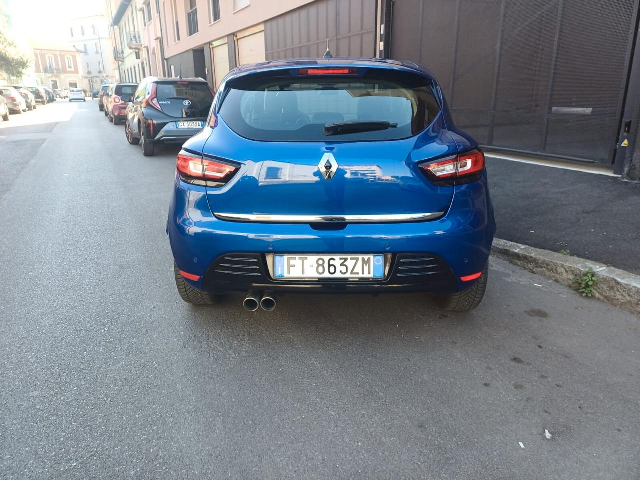 Renault Clio dCi 8V 90 CV 5 porte Moschino Zen