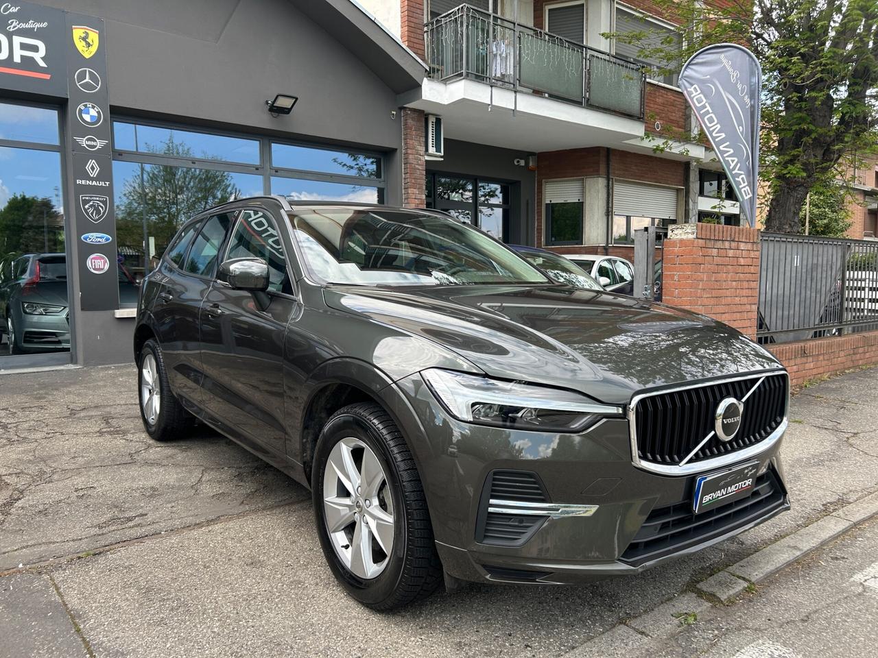 Volvo XC 60 XC60 B4 (d) AWD Geartronic Momentum