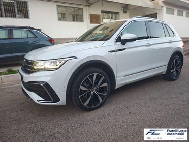 VOLKSWAGEN - Tiguan 2.0 tdi R-Line 4motion 200cv dsg (Esposizione Piano Lago)