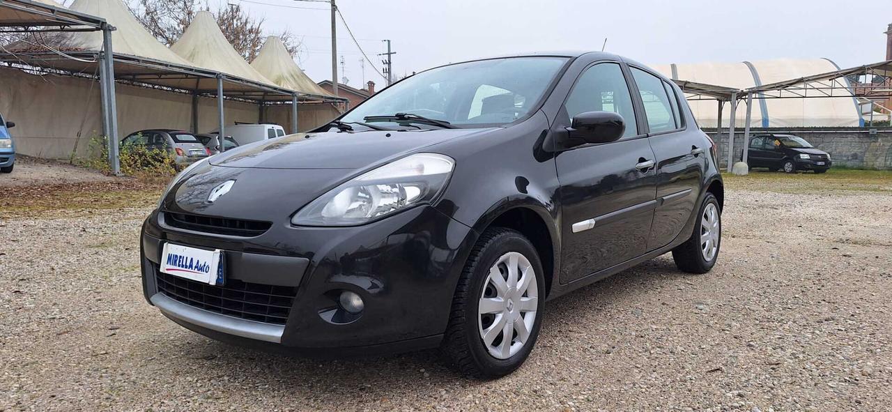 Renault Clio 1.2 16V 5 porte Dynamique