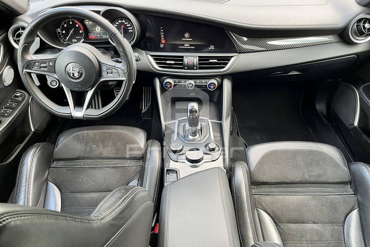 ALFA ROMEO Giulia 2.2 Turbodiesel 210 CV AT8 AWD Q4 Veloce Ti