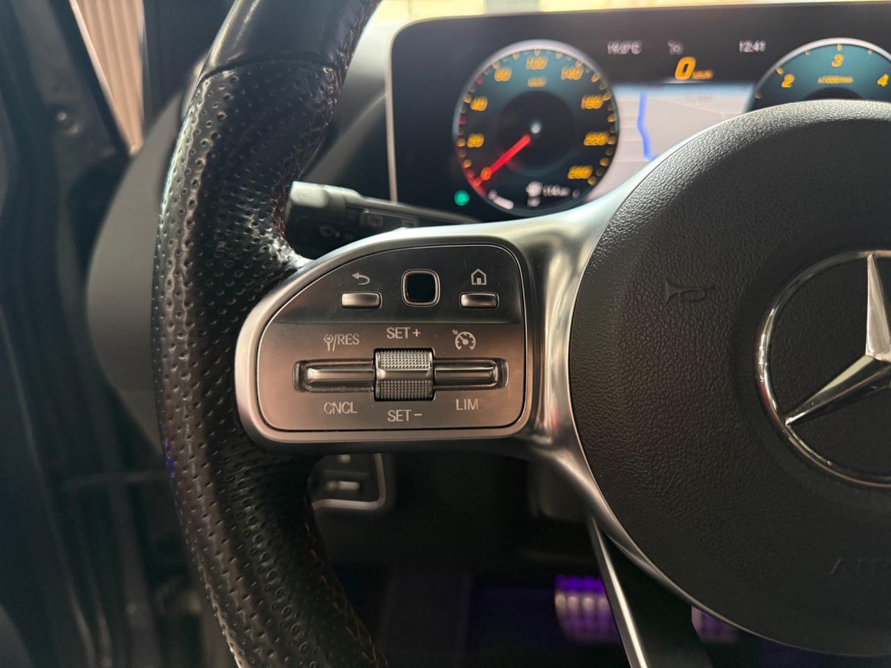 Mercedes-benz B 180 d Automatic Premium AMG KAMERA NAVI