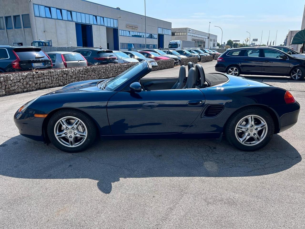 Porsche Boxster 2.5i 24V cat