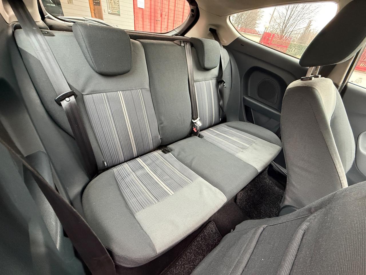 Ford Fiesta 1.2 16V 3p. Titanium