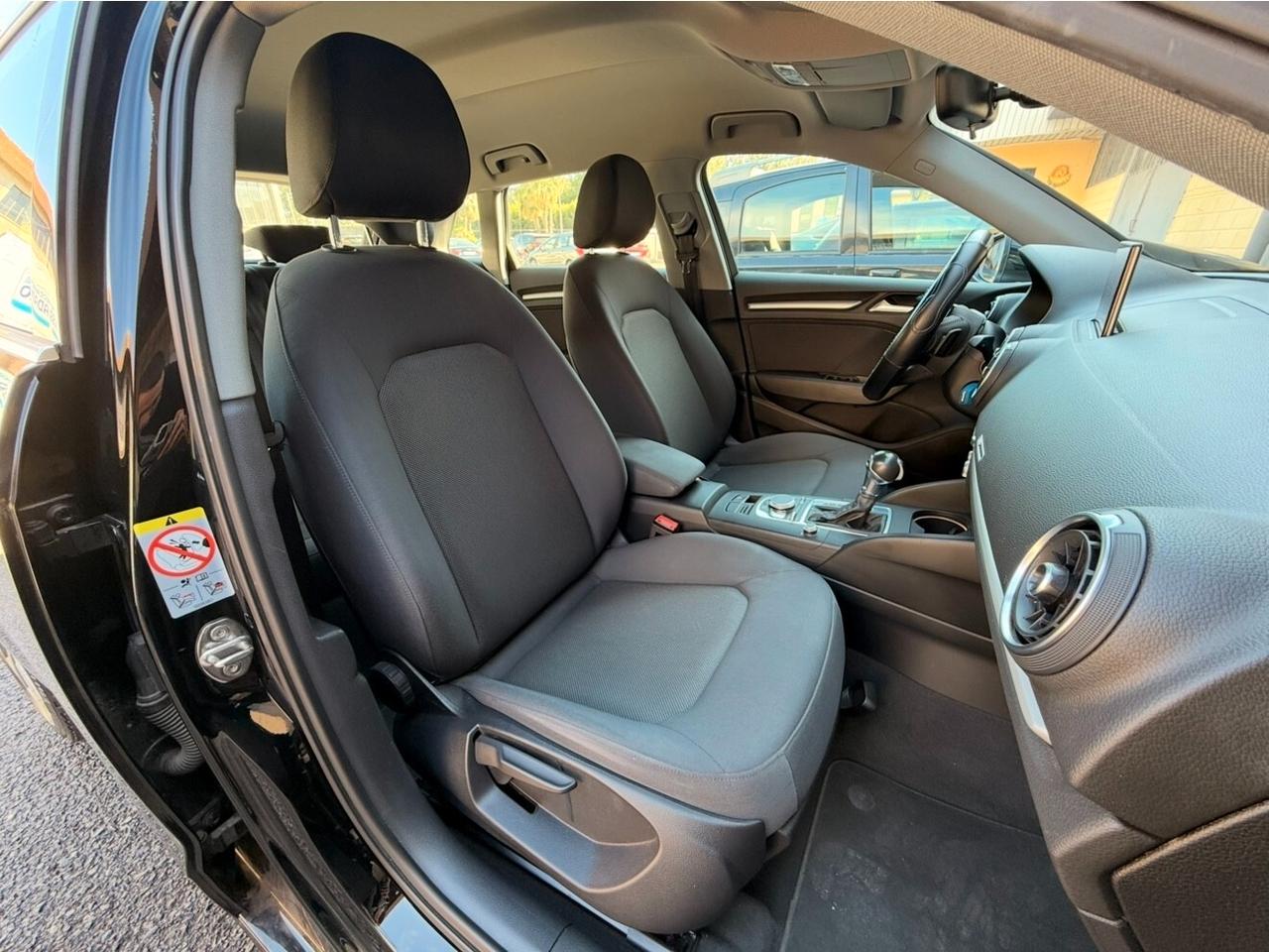 Audi A3 SportBack 30 TDI S Tronic