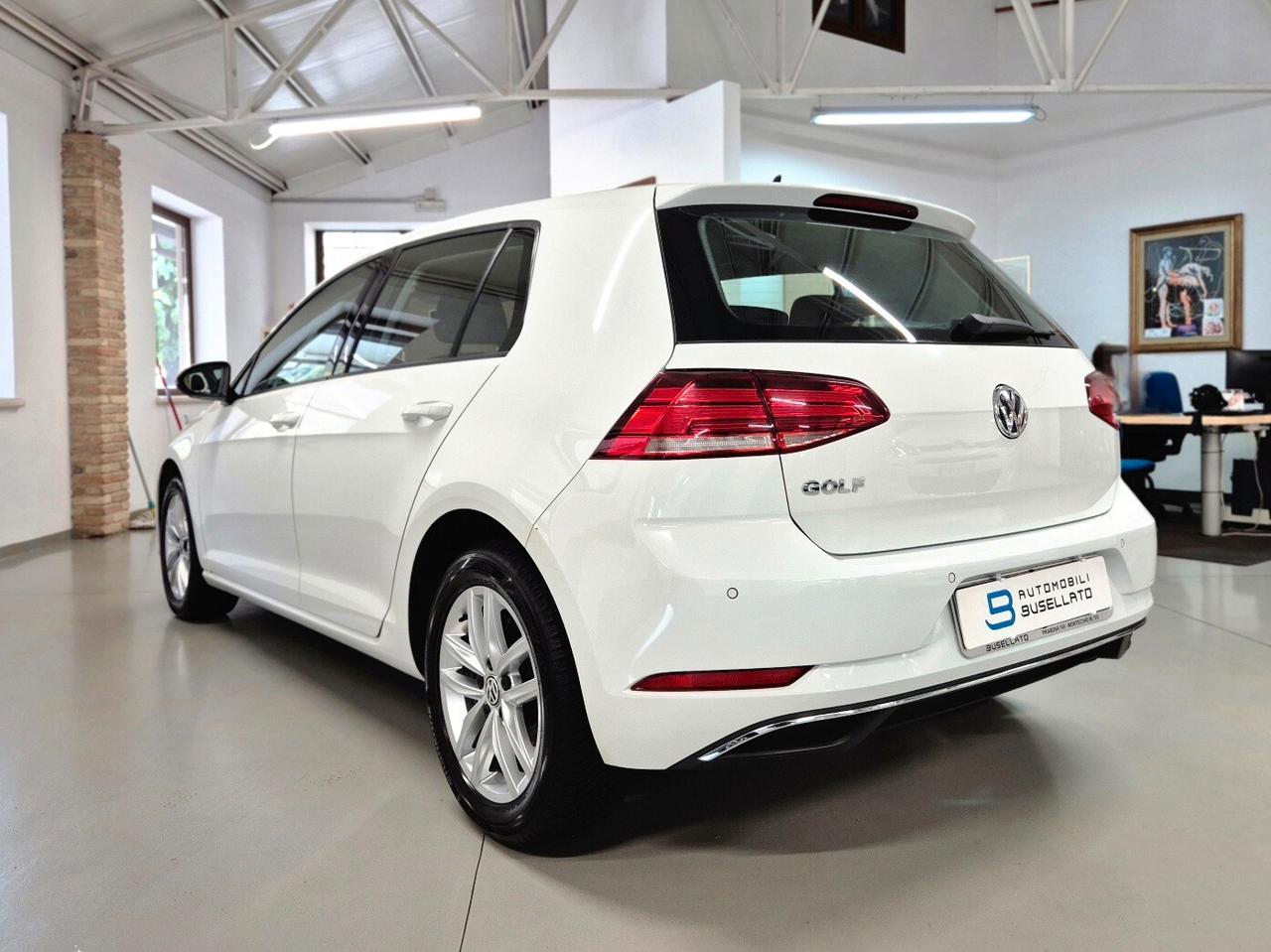 Volkswagen Golf 1.0 TSI 115 CV 5p. Business BlueMotion Technology