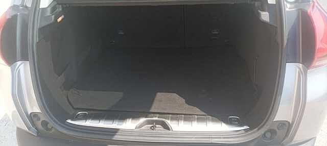 Peugeot 2008 BlueHDi 100 S&S Allure
