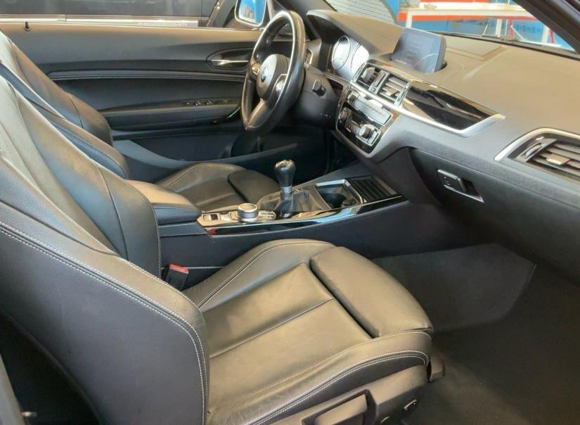 BMW 218i Cabrio Sportline – 136CV – NAVY PRO – PELLE NAPPA – TAGLIANDATA