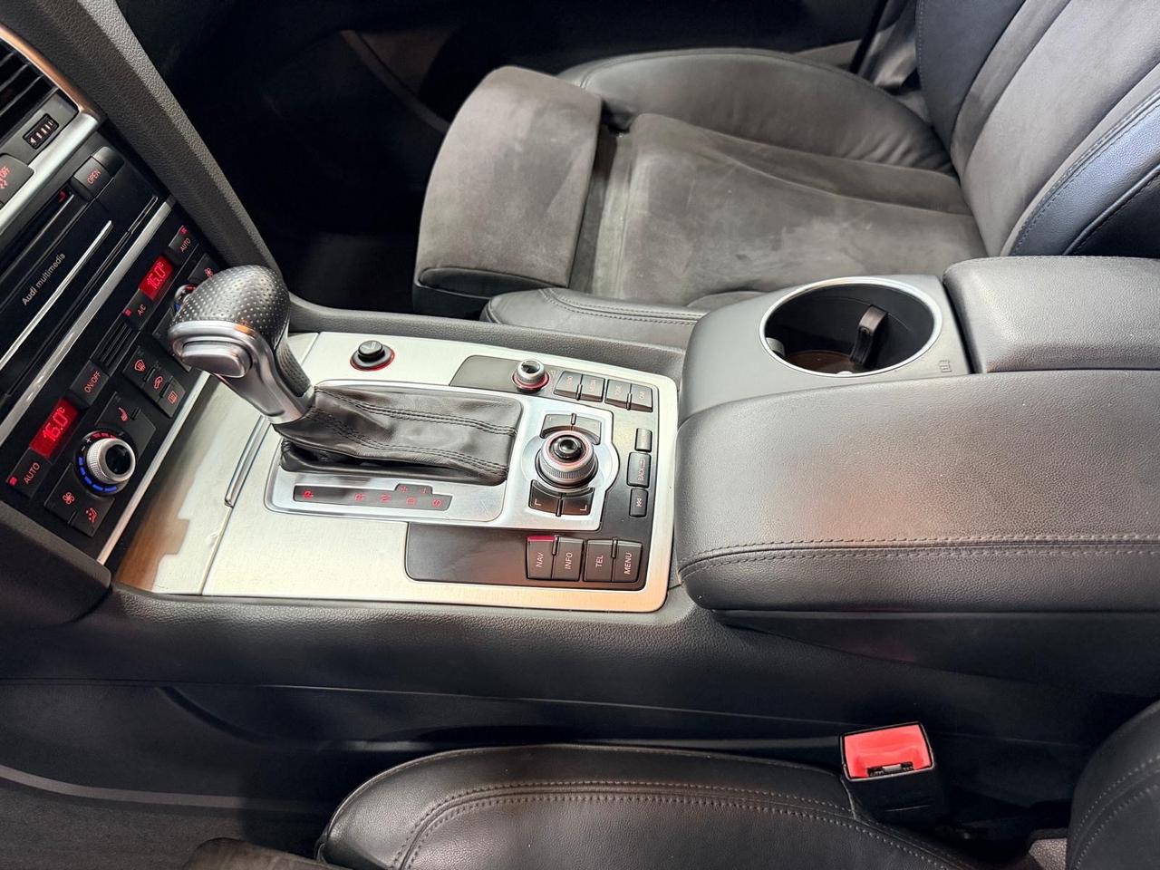 Audi Q7 3.0 V6 TDI 245 CV Quattro S-LINE 7 POSTI