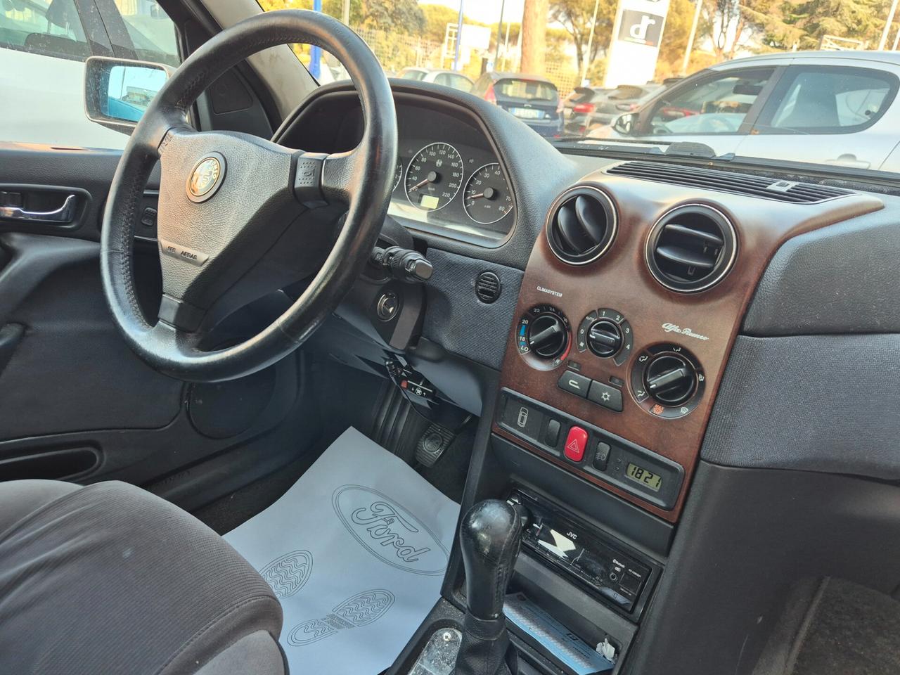 Alfa Romeo 146 1.6i 16V Twin Spark cat L