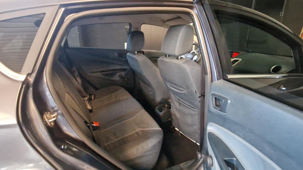Ford Fiesta 1.4 5 porte Bz.- GPL Titanium