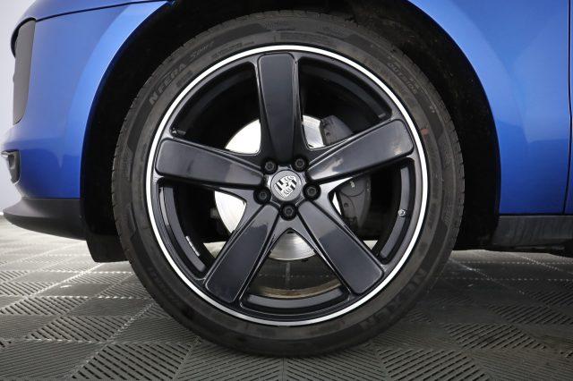 PORSCHE Macan Macan