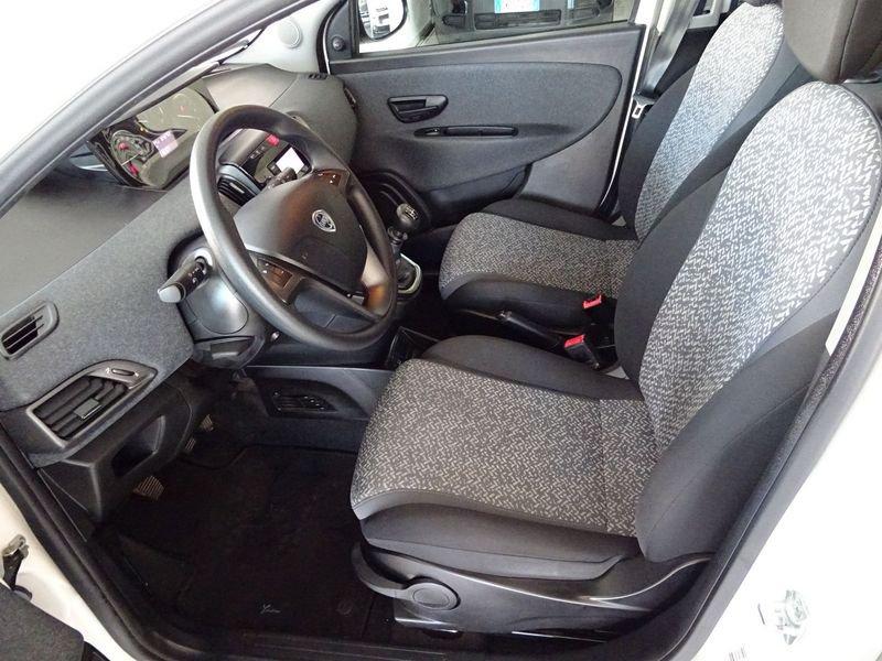 Lancia Ypsilon 1.2 69 CV 5 porte GPL Ecochic Elefantino Blu