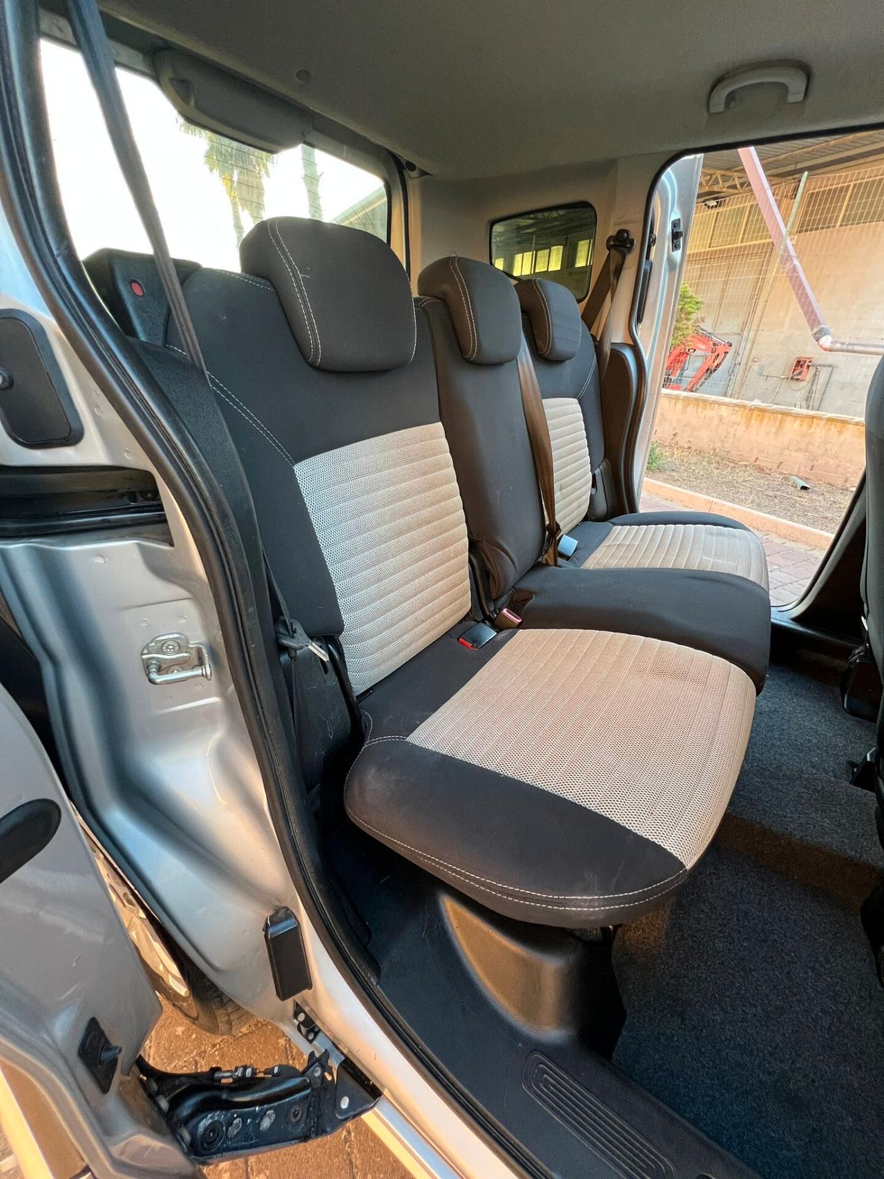 Fiat Qubo 1.3 MJT 95 CV Trekking