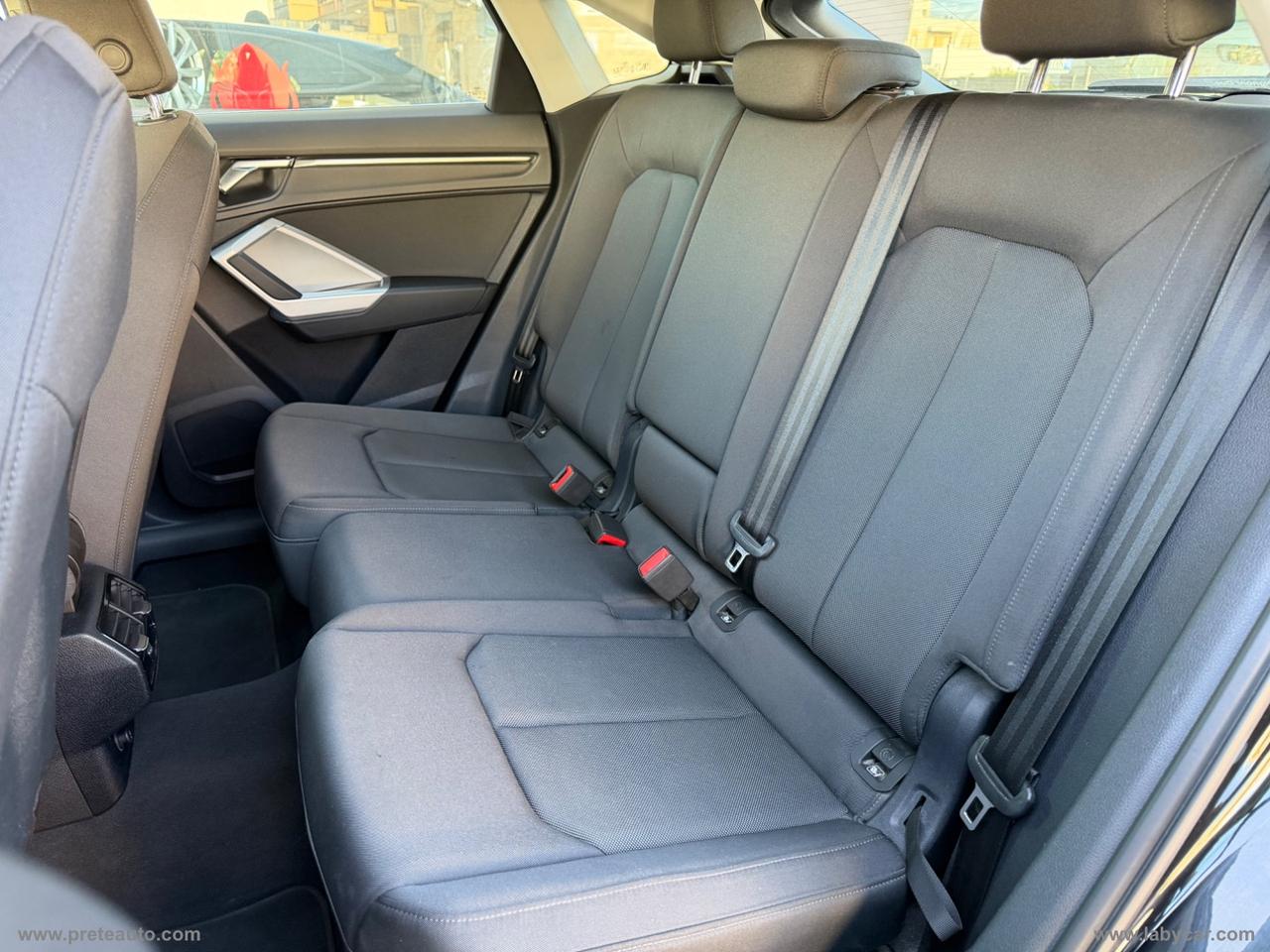 AUDI Q3 SPB 35 TDI S tronic Business Plus